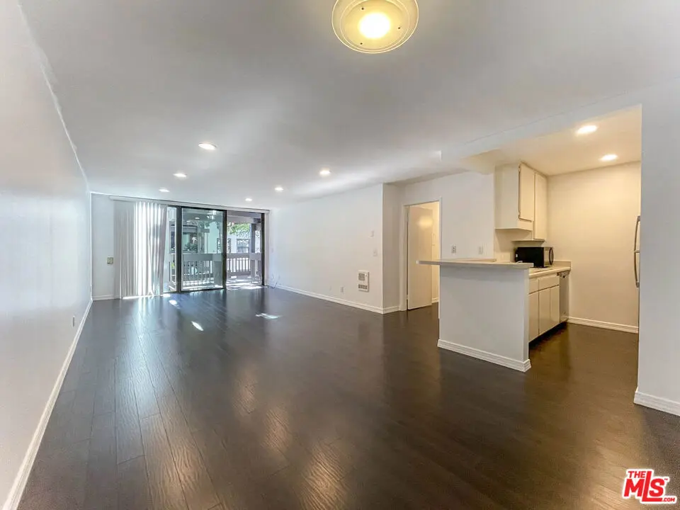 7777 W 91st Street B2150, Playa Del Rey, CA — listing photo 1