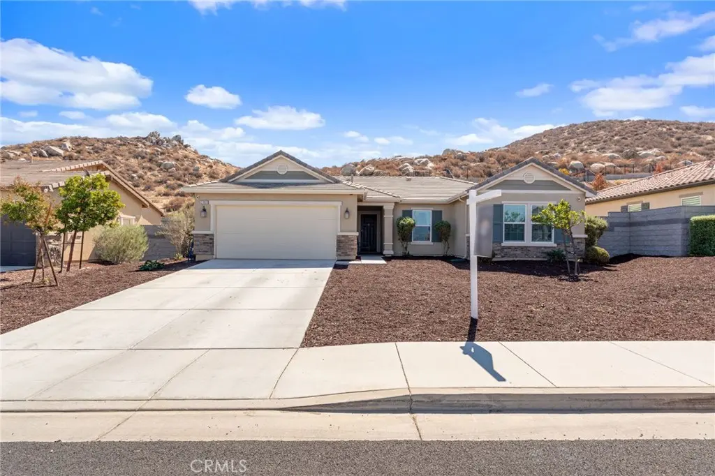 27837 Calle Talavera, Menifee, CA — listing photo 1