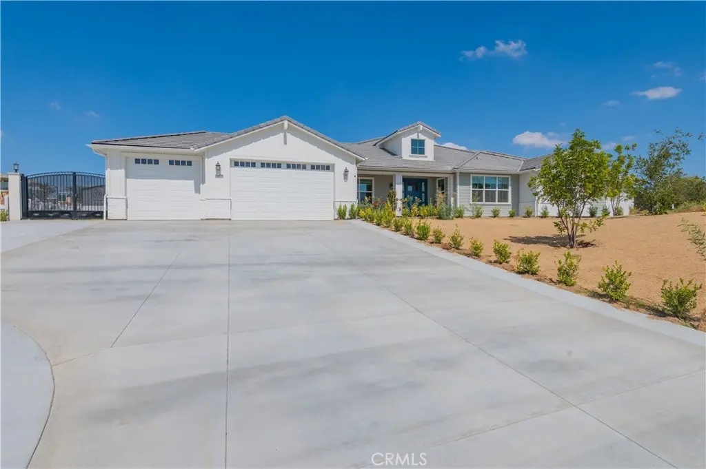 16498 Ginger Creek, Riverside, CA — listing photo 1