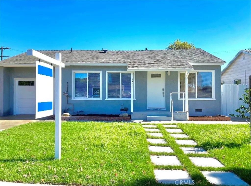 7512 Balboa Boulevard, Van Nuys, CA — listing photo 1