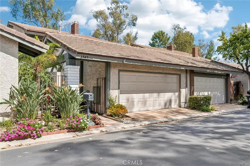 6545 E Paseo Diego, Anaheim Hills, CA — listing photo 1
