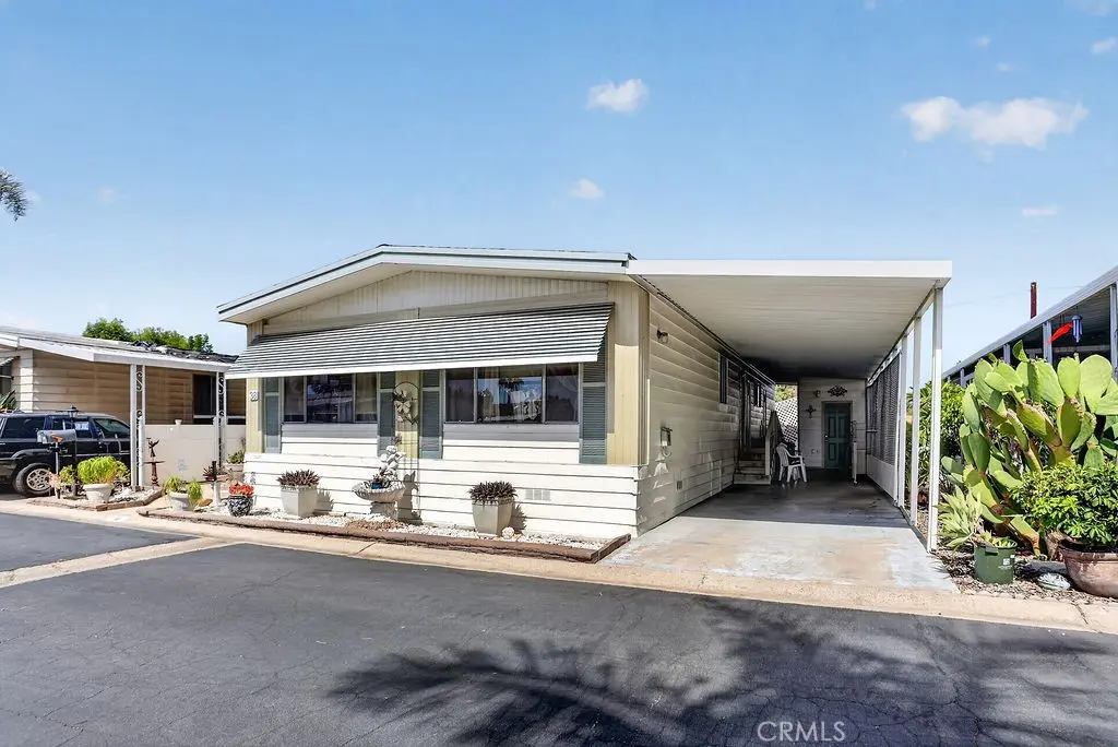 24921 Muirlands Boulevard 38, Lake Forest, CA — listing photo 1