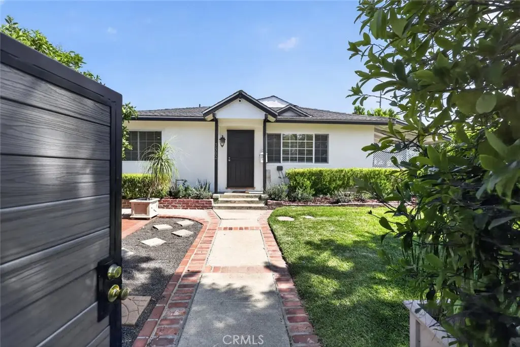 7502 Farmdale Avenue, North Hollywood, CA — listing photo 1