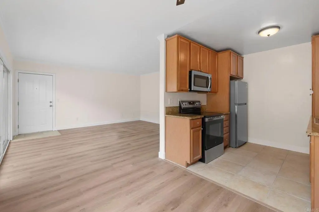 4483 Winona Avenue Unit 5, San Diego, CA — listing photo 1