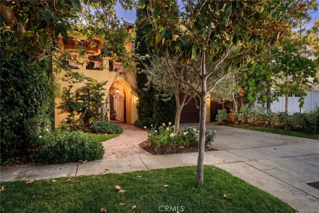 Single Family Residence for sale at 12226 Paisley Lane, Los Angeles, CA featuring 5 beds and 6 baths