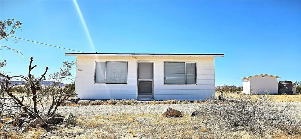 86725 Misty Trl, 29 Palms, CA — listing photo 1