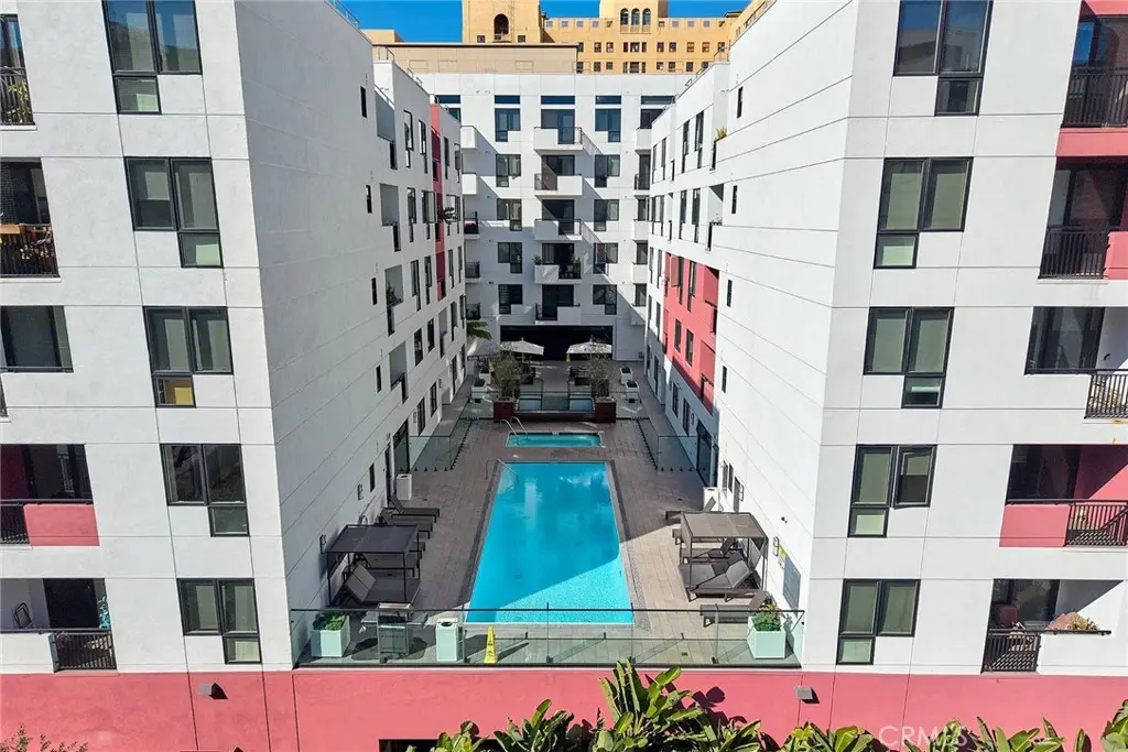 Condominium for sale at 1234 Wilshire Blvd. 519, Los Angeles, CA featuring 1 bed and 1 bath