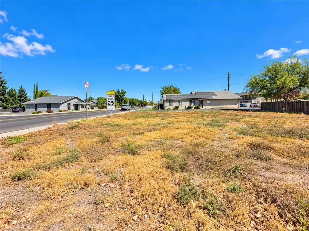 844 W Wood Street, Willows, CA — listing photo 1