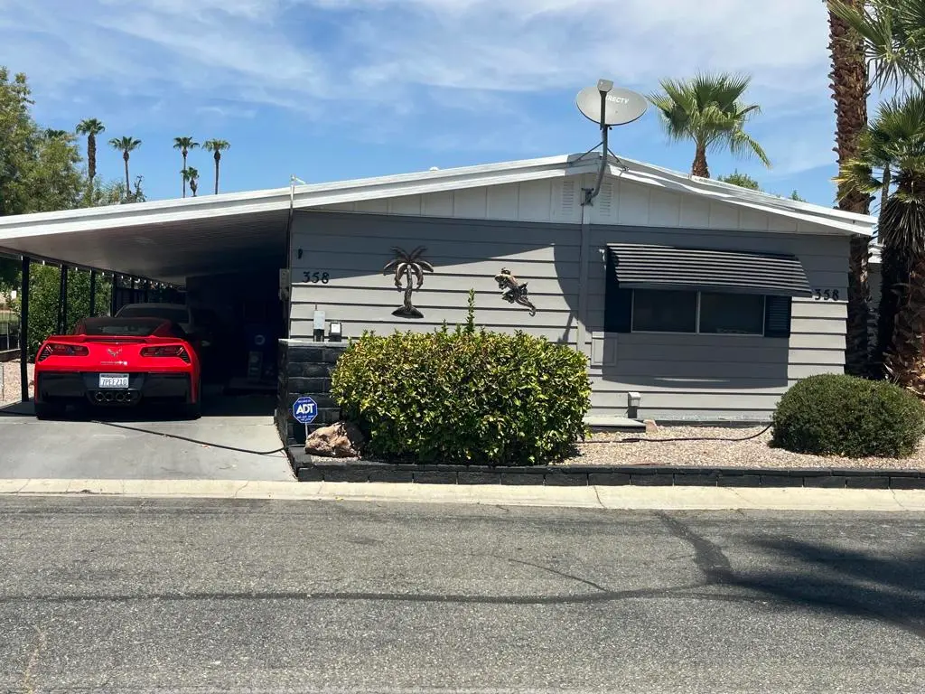 Residential Lease for rent at 358 Andorra Way, Cathedral City, Riverside County, CA featuring 2 beds and 2 baths