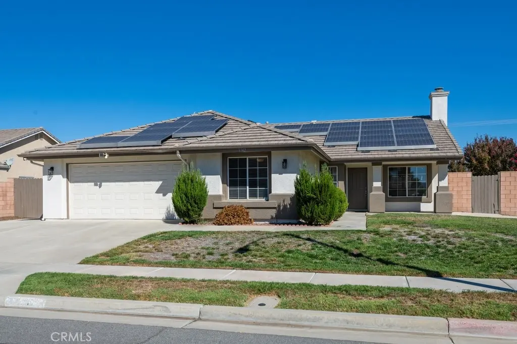 3742 Paris Street, Hemet, CA — listing photo 1