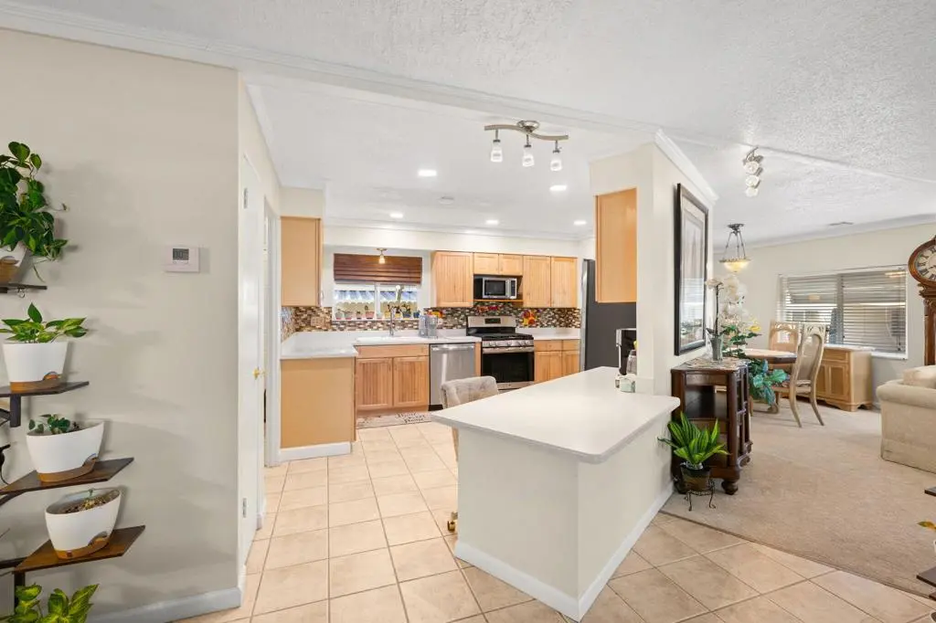 Manufactured In Park for sale at 74711 Dillon Road 329, Desert Hot Springs, CA featuring 2 beds and 2 baths