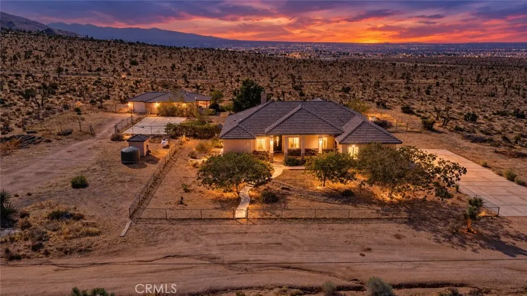 9550 Lucerne, Apple Valley, CA — listing photo 1
