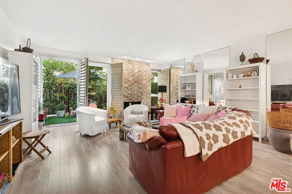 2338 S Beverly Glen Boulevard, Los Angeles, CA — listing photo 1