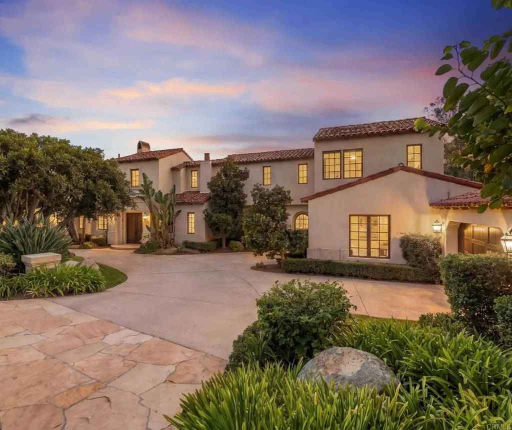 Single Family Residence for rent at 4845 La Floresta, Del Mar, CA featuring 4 beds and 5 baths