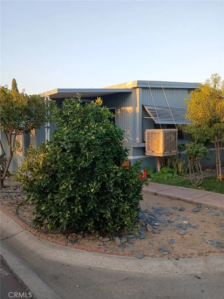 26245 Baseline 41, Highland, CA — listing photo 1