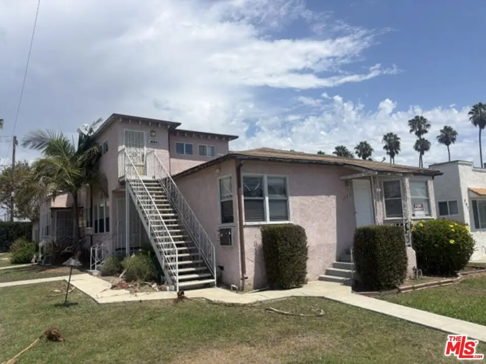 3873 W 54th Street, Los Angeles, CA — listing photo 1