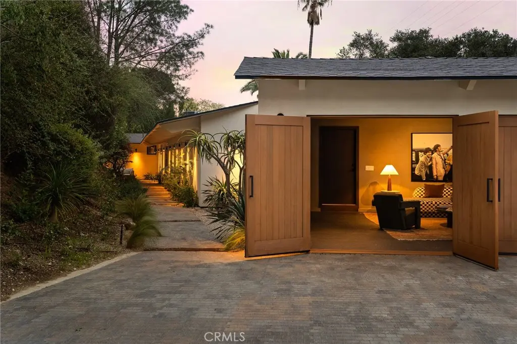 3655 Wrightwood Drive, Studio City, CA — listing photo 1