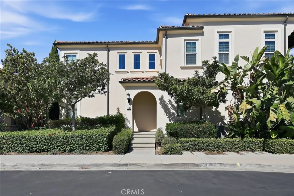 Condominium for rent at 183 Excursion, Irvine, CA featuring 2 beds and 2 baths