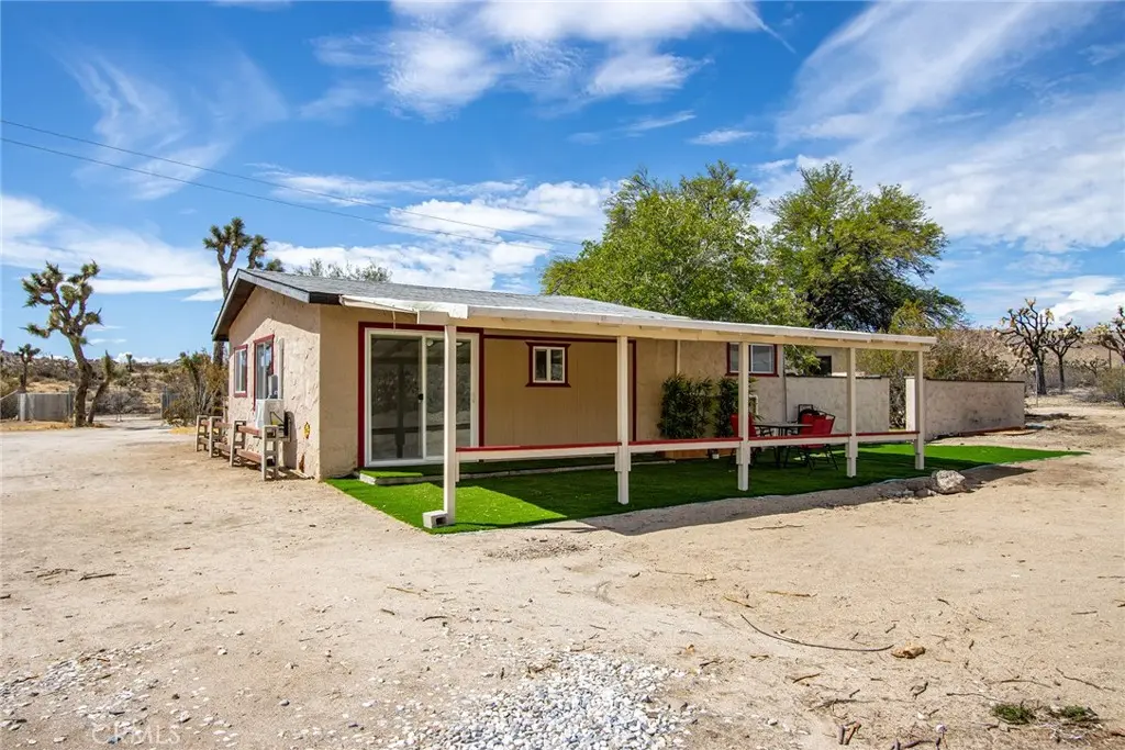 56312 PASEO LOS NINOS B, Yucca Valley, CA — listing photo 1