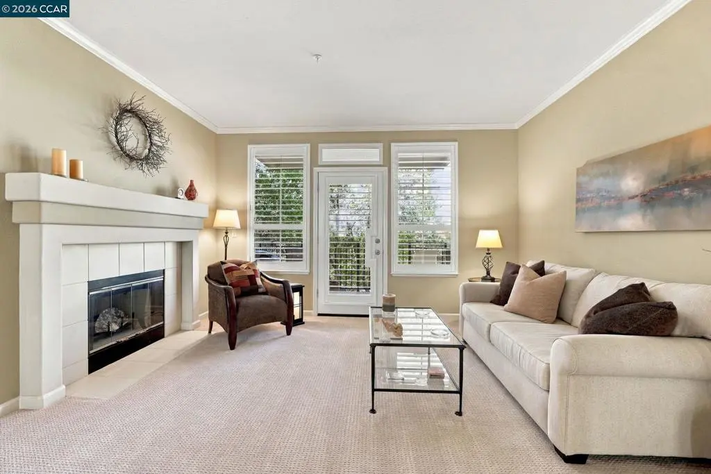 Condominium for sale at 5951 Autumnwood Dr 3B, Walnut Creek, CA featuring 2 beds and 2 baths