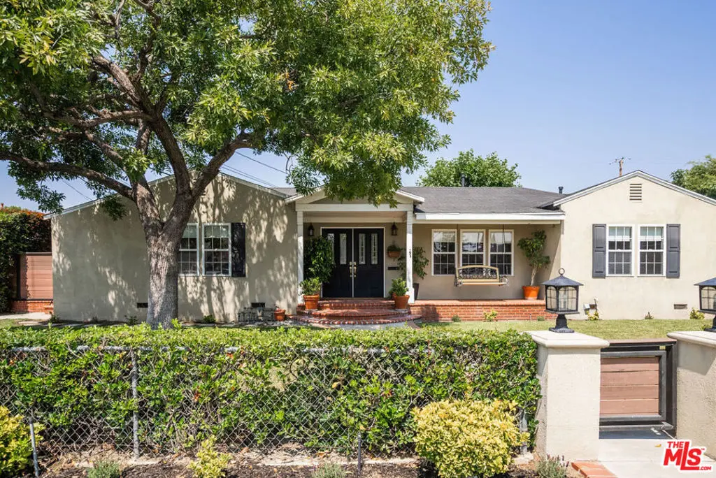 1221 N Frederic Street, Burbank, CA — listing photo 1