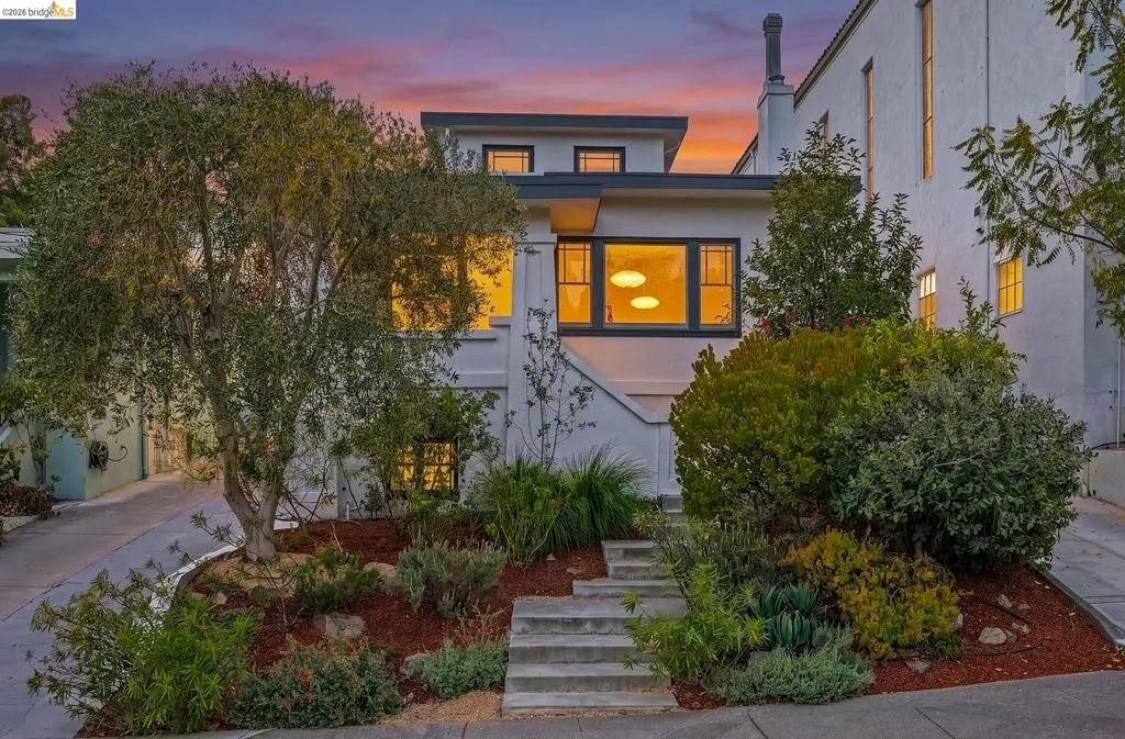 Single Family Residence for sale at 293 Santa Clara Ave., Oakland, CA featuring 3 beds and 2 baths