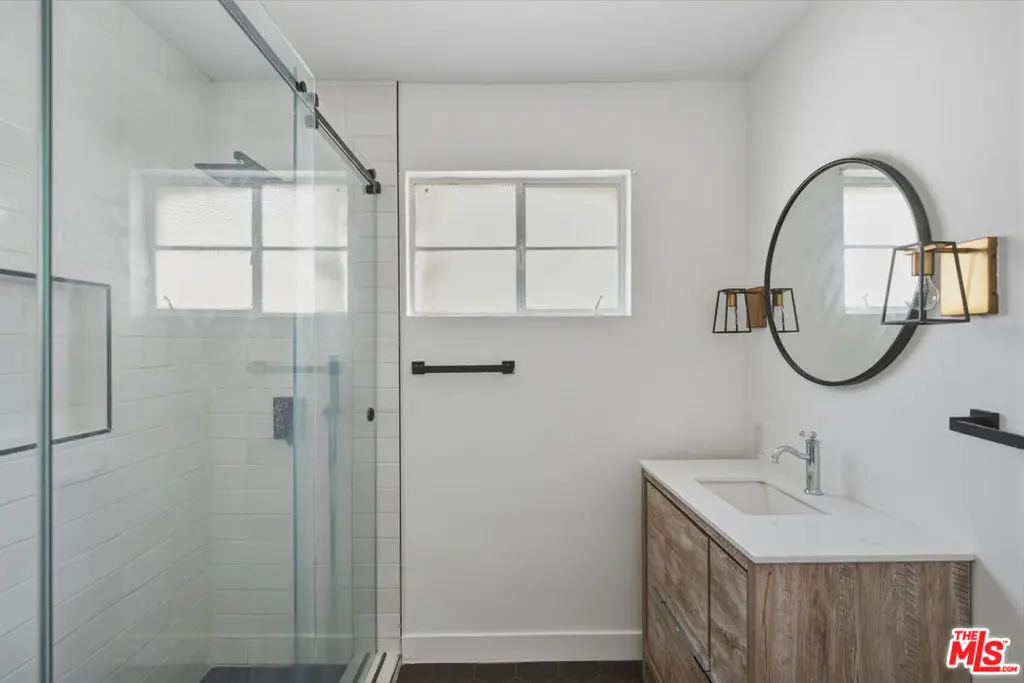 Condominium for rent at 929 N Stanley Avenue 6, West Hollywood, CA featuring 1 bed and 1 bath