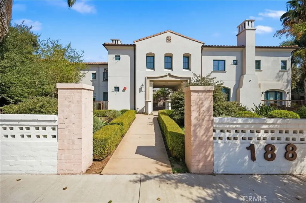 188 S Sierra Madre Blvd 4, Pasadena, CA — listing photo 1
