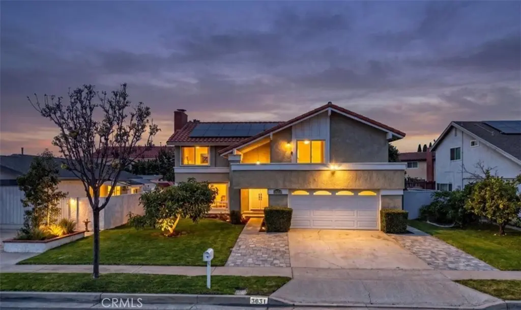 Single Family Residence for rent at 3631 Claremont, Irvine, CA featuring 5 beds and 3 baths