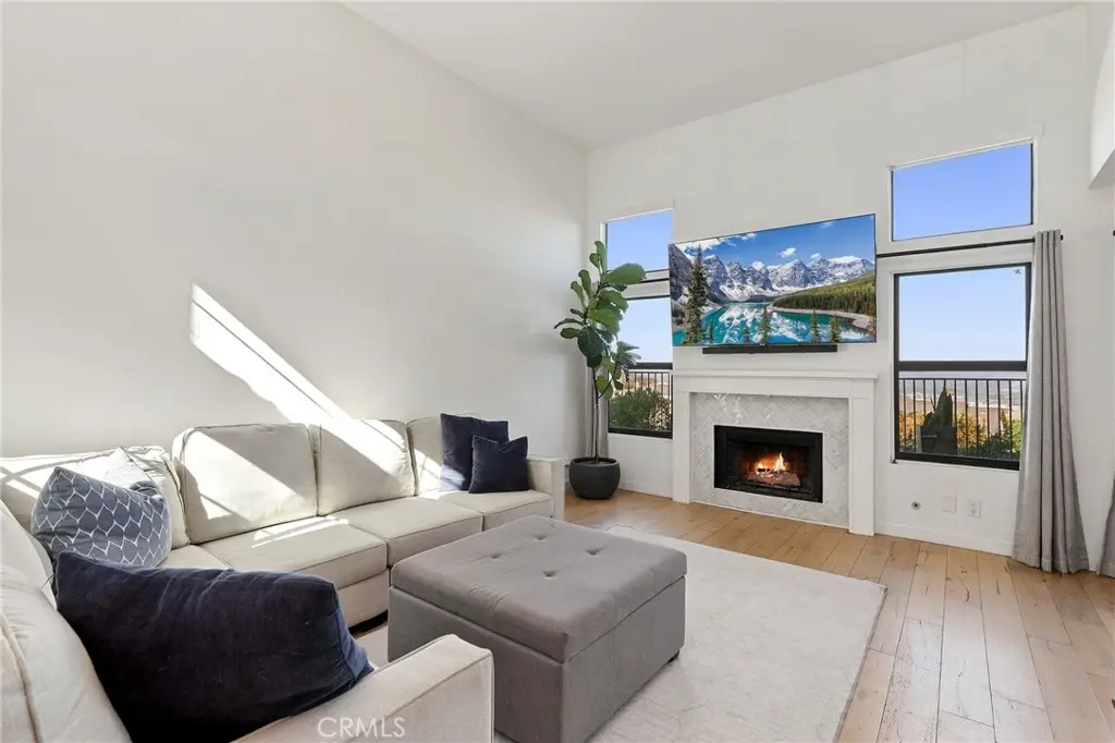 6203 East Twin Peak Circle, Anaheim, CA — listing photo 1