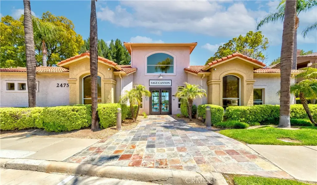 Residential Lease for rent at 2400 Del Mar Way #207, Corona, Riverside County, CA featuring 2 beds and 2 baths