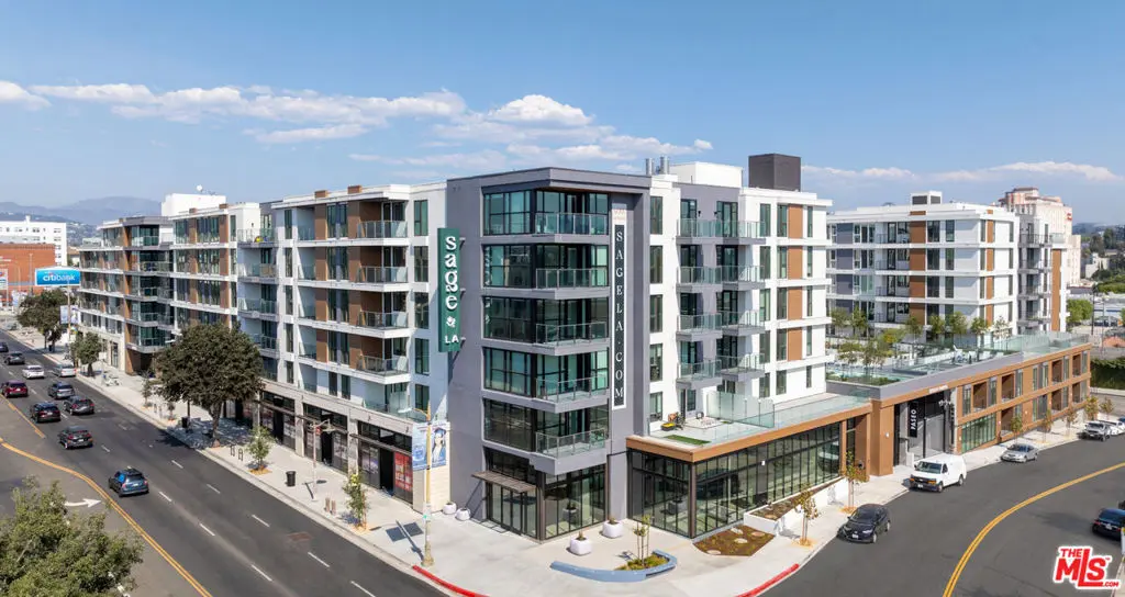 Apartment for rent at 200 N Vermont Avenue 646, Los Angeles, CA featuring 2 beds and 2 baths