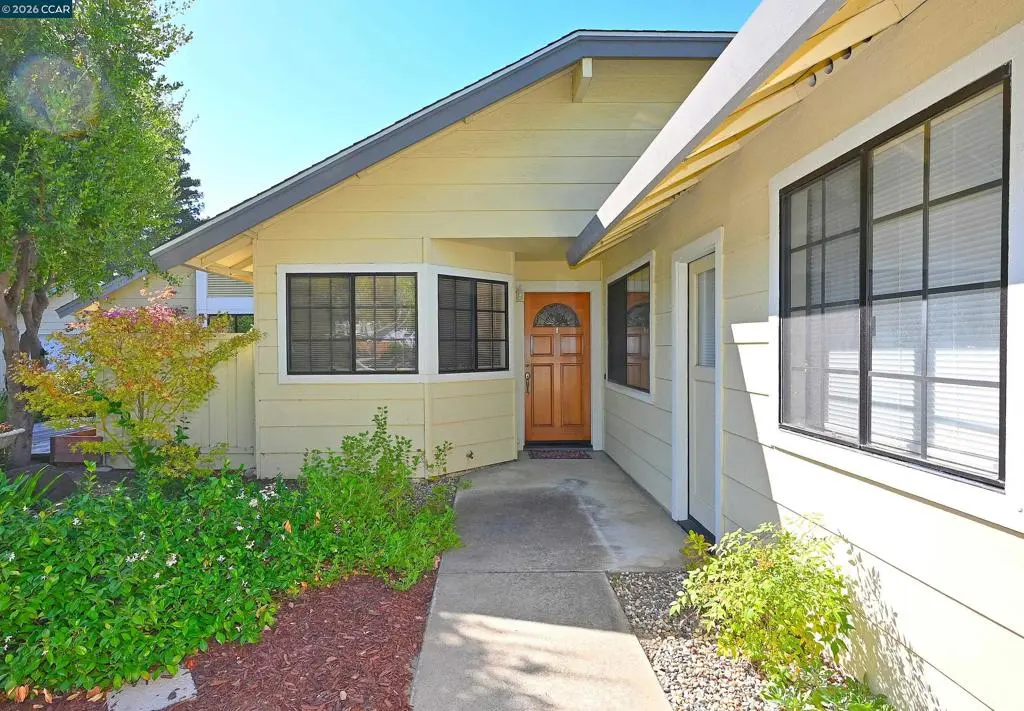 Residential Lease for rent at 2573 Chablis, Livermore, Alameda County, CA featuring 2 beds and 2 baths
