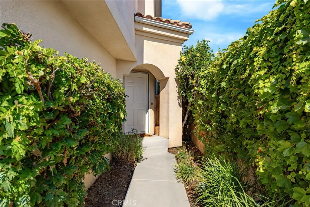 1232 Mission Pl, Duarte, CA — listing photo 1