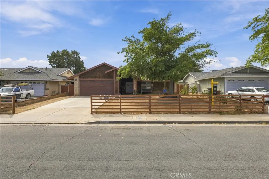 2824 E Avenue R12, Palmdale, CA — listing photo 1