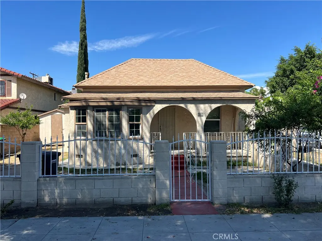 Quadruplex for rent at 279 E G Street, Colton, CA featuring 2 beds and 1 bath