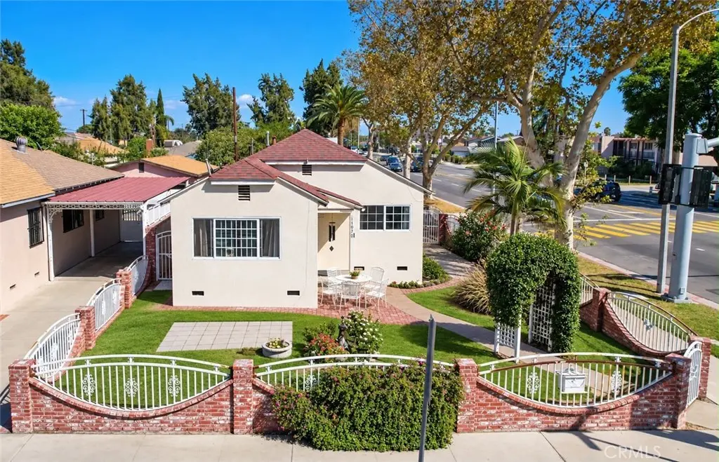 Single Family Residence for sale at 10970 Ruth Street, Lynwood, CA featuring 3 beds and 1 bath