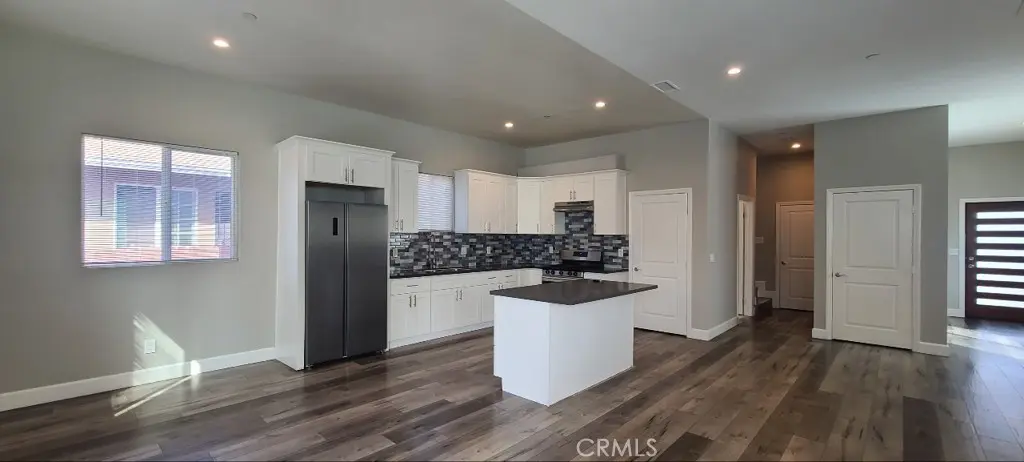 866 E 46th, Los Angeles, CA — listing photo 1