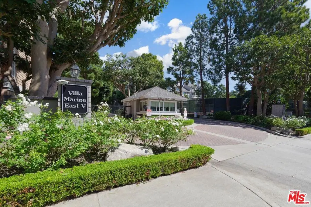 4346 Redwood Avenue A101, Marina Del Rey, CA — listing photo 1