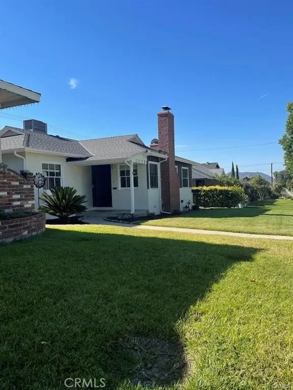 2630 N Brighton, Burbank, CA — listing photo 1