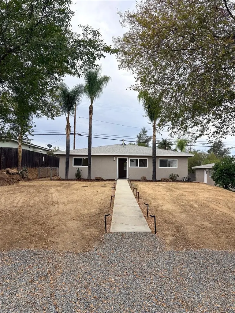 723 Amigos Road, Ramona, CA — listing photo 1