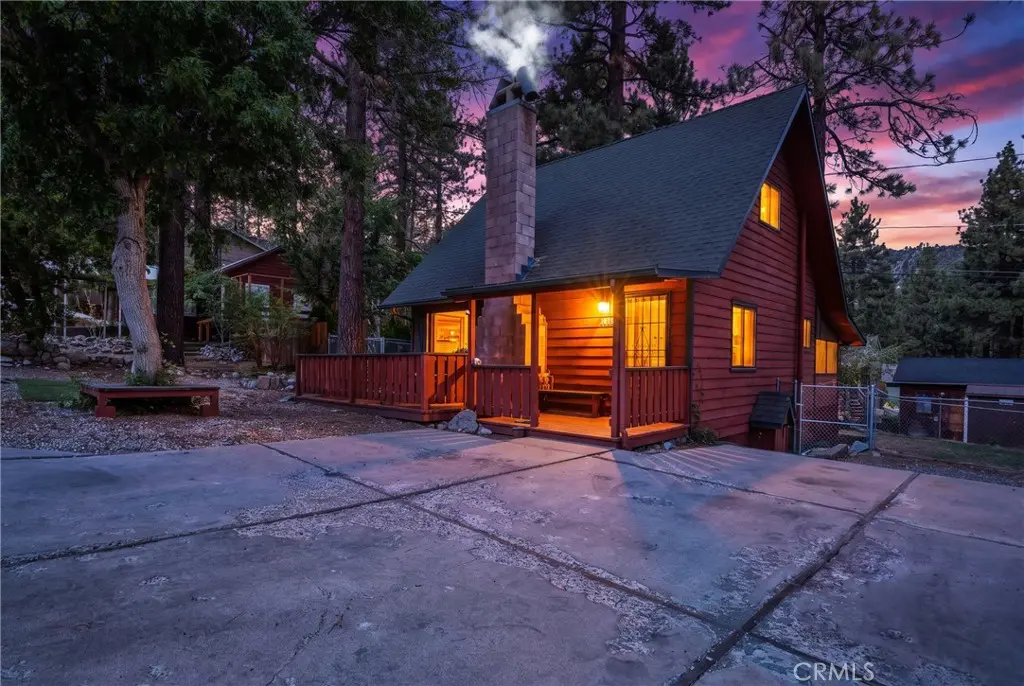 1852 Sparrow, Wrightwood, CA — listing photo 1
