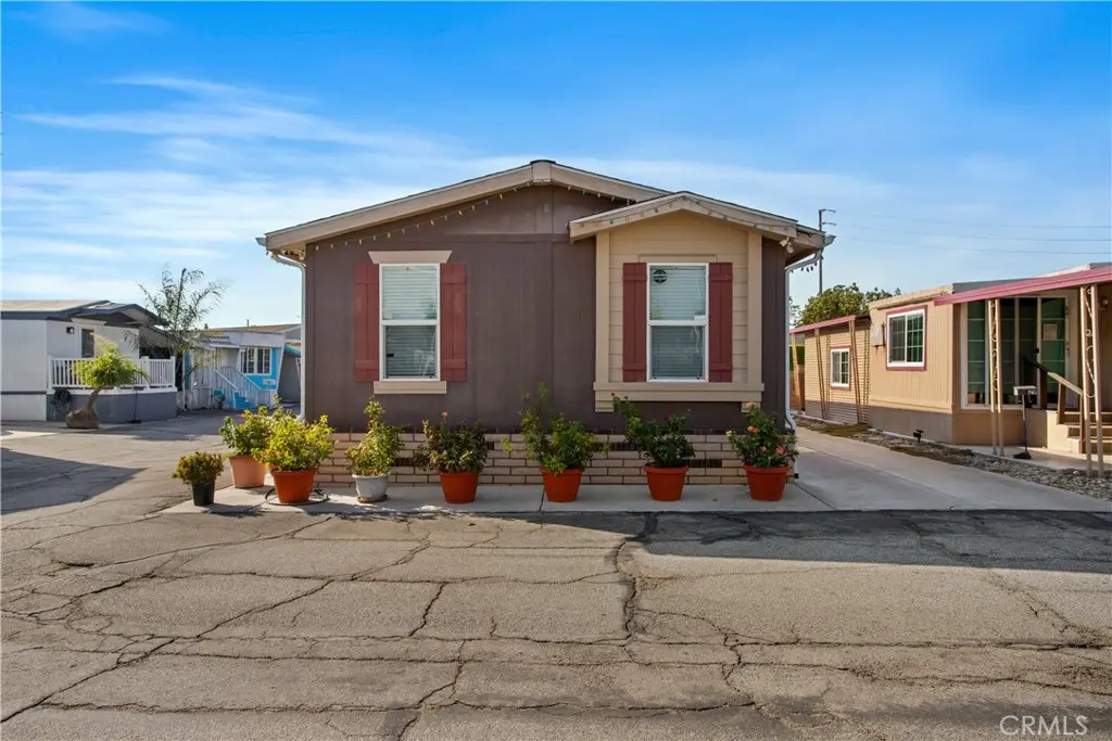 Manufactured In Park for sale at 13972 Francisquito, Baldwin Park, CA featuring 3 beds and 2 baths