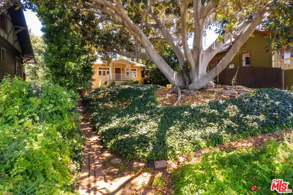 Single Family Residence for sale at 1336 Edgecliffe Drive, Los Angeles, CA featuring 2 beds and 1 bath