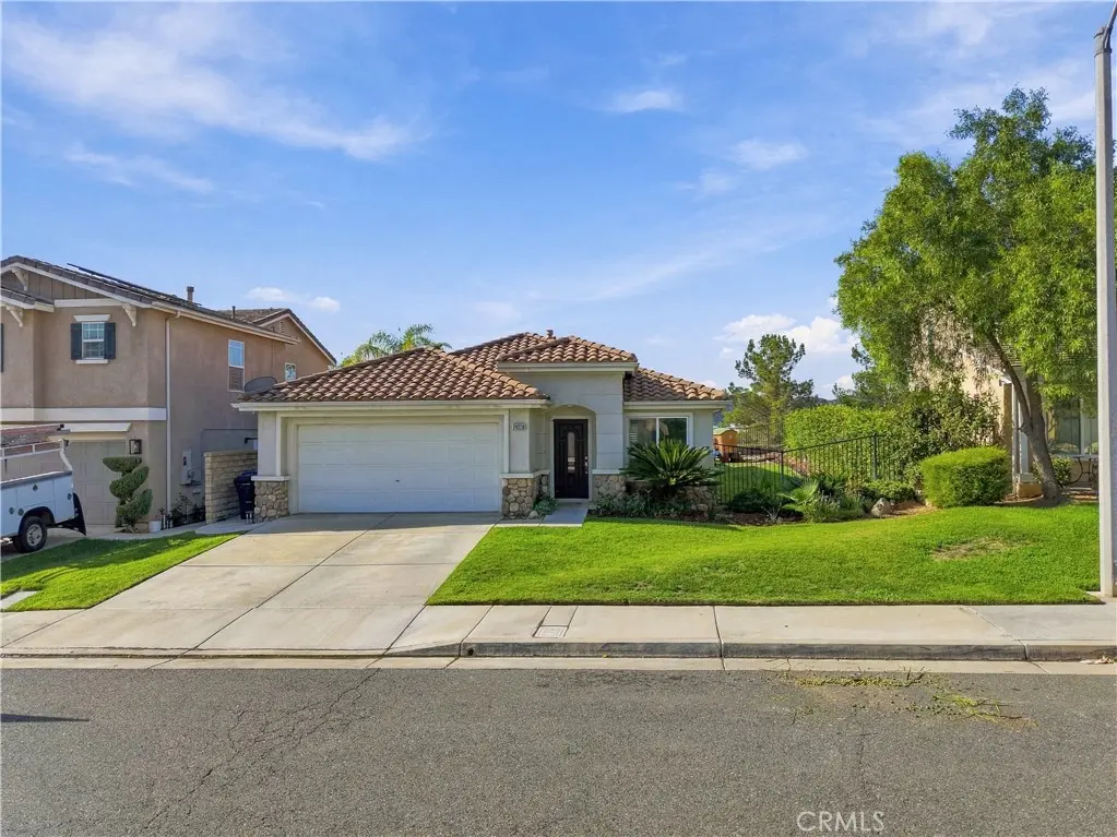 28228 Alton, Castaic, CA — listing photo 1
