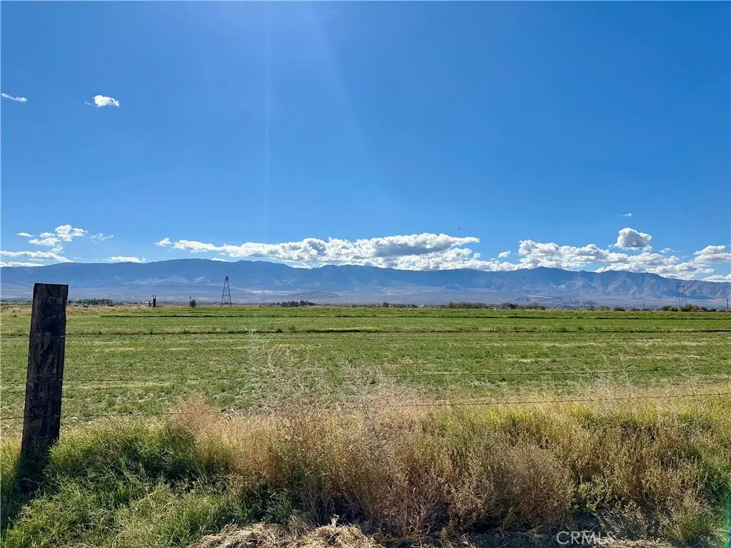 34770 Cambria, Lucerne Valley, CA — listing photo 1