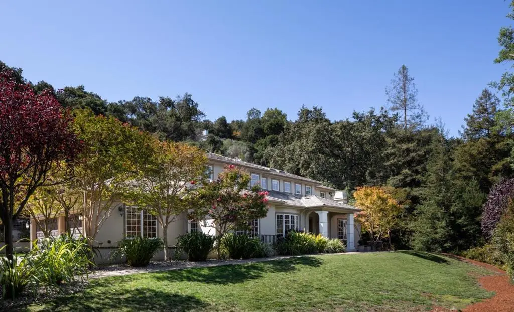 Single Family Residence for sale at 10650 Magdalena Road, Los Altos Hills, CA featuring 5 beds and 7 baths