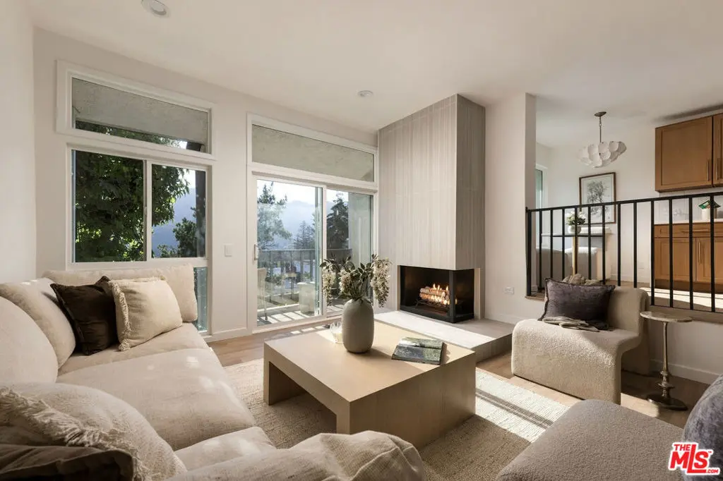 1698 Palisades Drive, Pacific Palisades, CA — listing photo 1