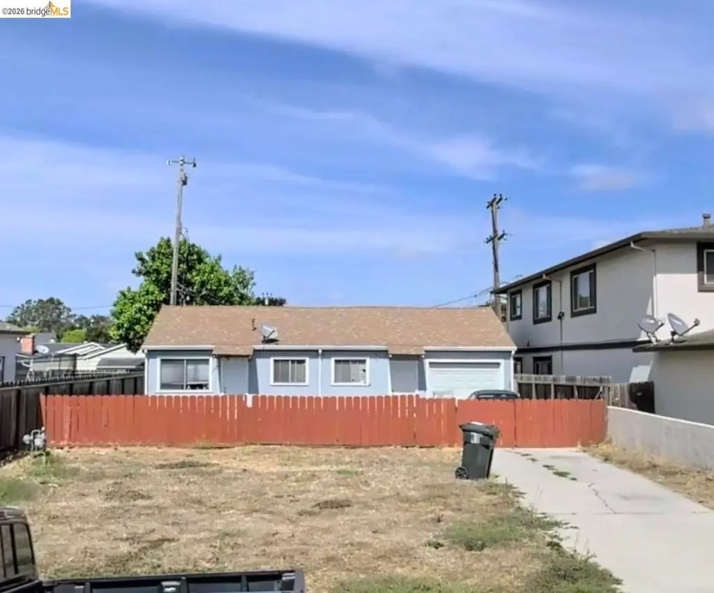 251 E Romie LN, Salinas, CA — listing photo 1