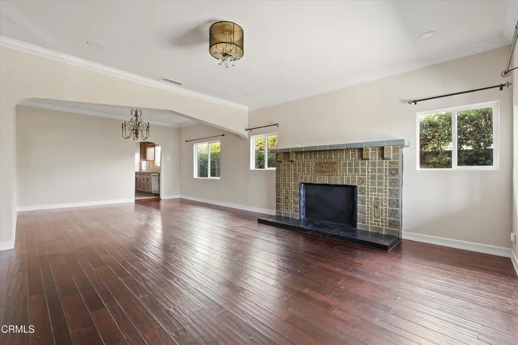 1209 N Kingsley Drive, Los Angeles, CA — listing photo 1